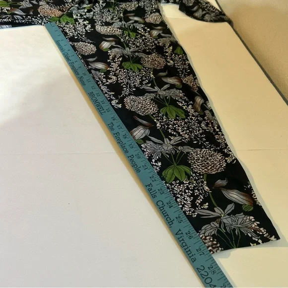 C-Mode Women’s NWT Short Sleeve Floral Pants Romper Jumpsuit Size L/XL - Picture 9 of 9